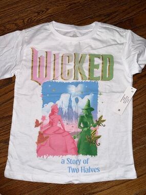 Girls Wicked Tshirt. NWT.
